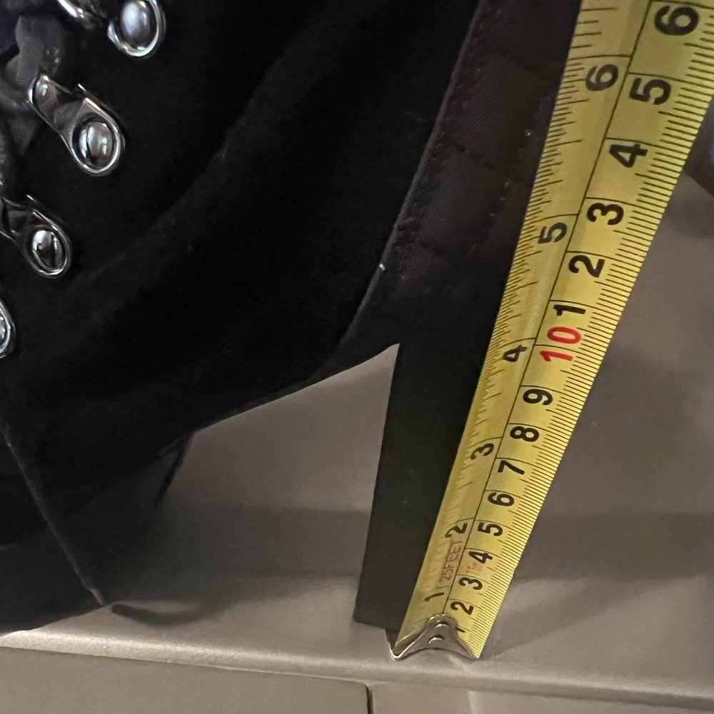 🦊🥰Guess Black High Heel Ankle Boots - Picture 6 of 8